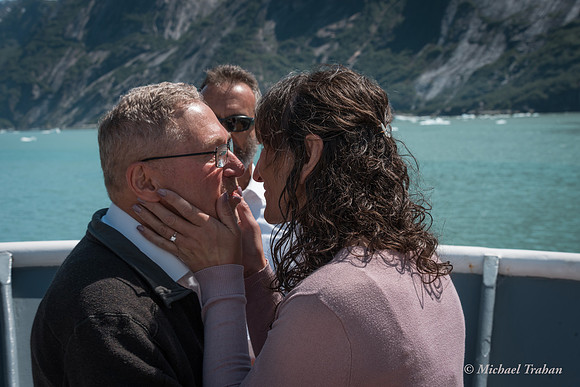 Sylwia and Mike's shipboard wedding
