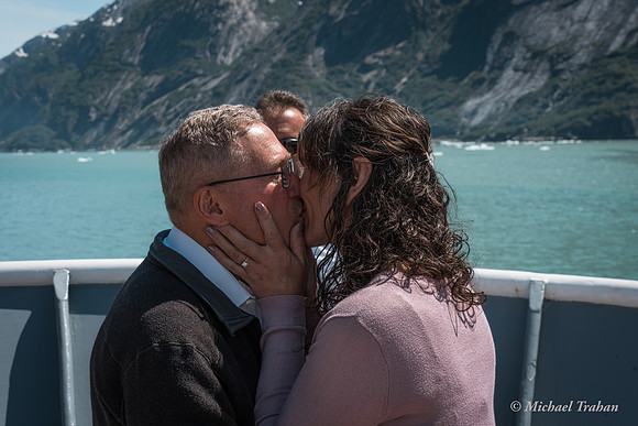 Sylwia and Mike's shipboard wedding