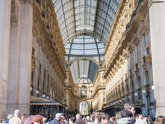 Gallerie a Vittorio Emanuele II, Milan. A famous luxury mall.
