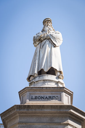 Statue of Leonardo da Vinci
