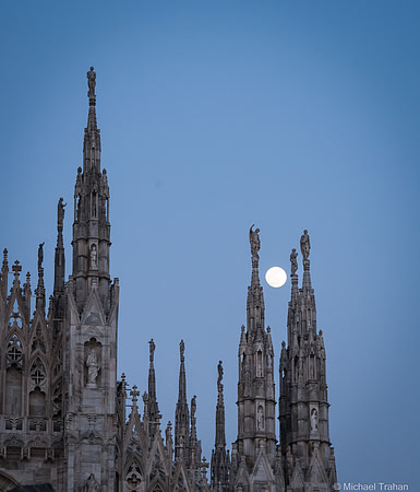 Moonrise at the Duomo, Milan