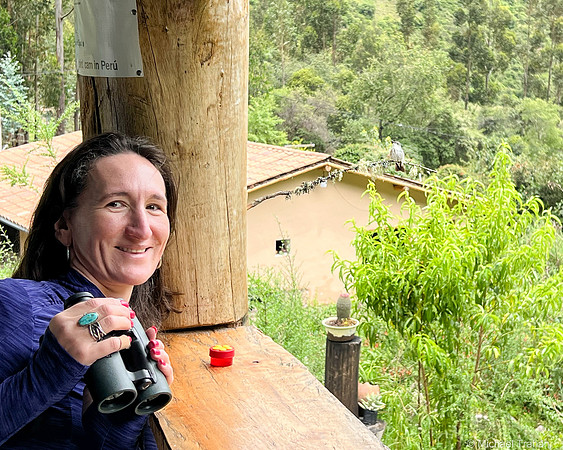 Sylwia and a Whjite-bellied Hummingbird