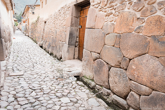 On the way to Manchu Picchu