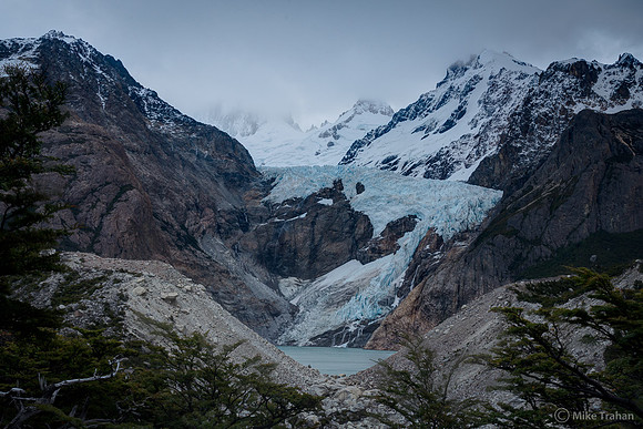 The Piedras Blancas hanging glacier