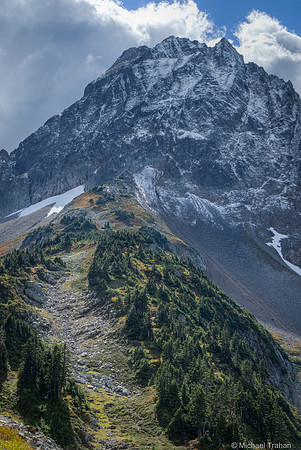 On the trail to Cascade Pass