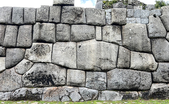 Artistry in stone: A bird